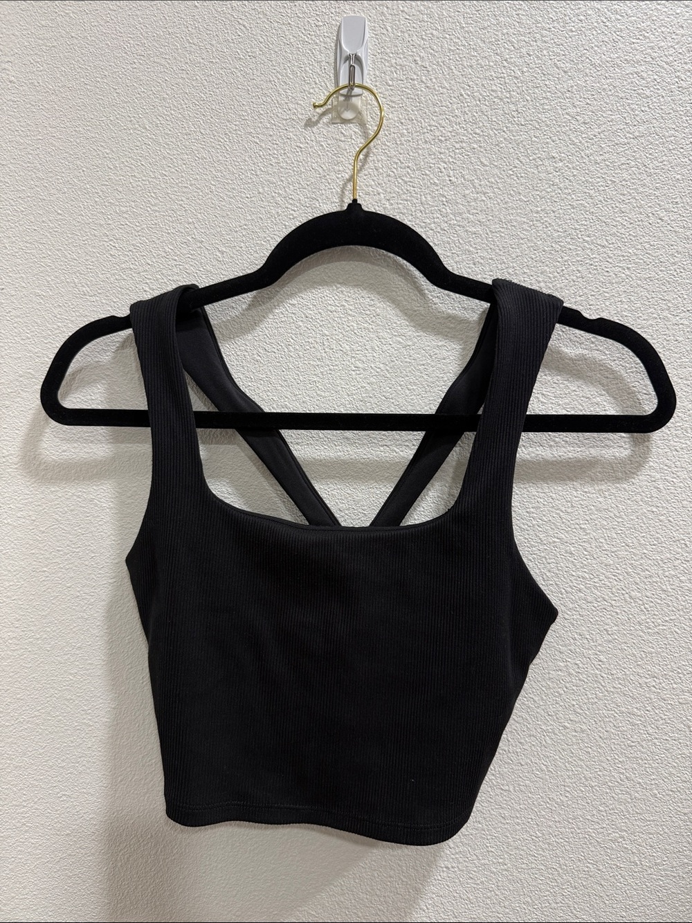 ALO Yoga Black Ribbed Cross-Back Crop Top